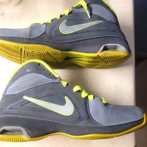 Nike Air Mens Shoes size 12